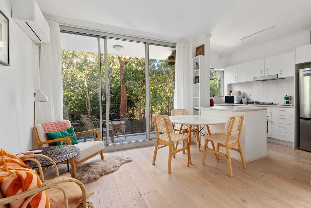 Lovely Harbourside 1-bed Close To Sydney Landmarks