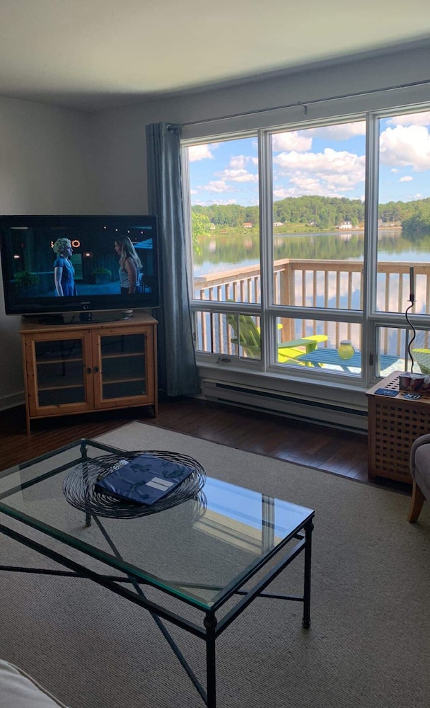Mahone Bay Beach House