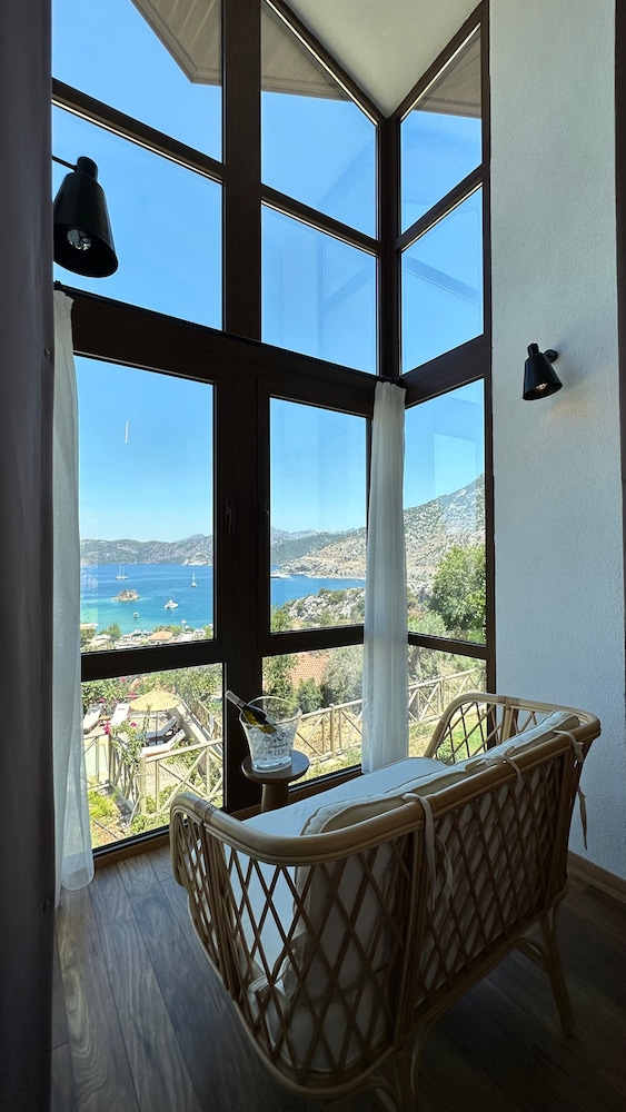 Boho Garden Selimiye - Image 11