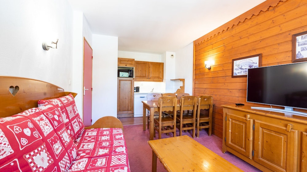Apartment in Modane With Ski Slope Access