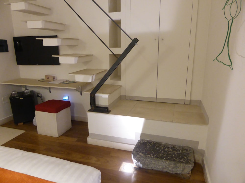 Micalò ArtRooms