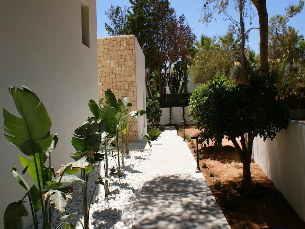 Premium Villa Near Santa Eulalia