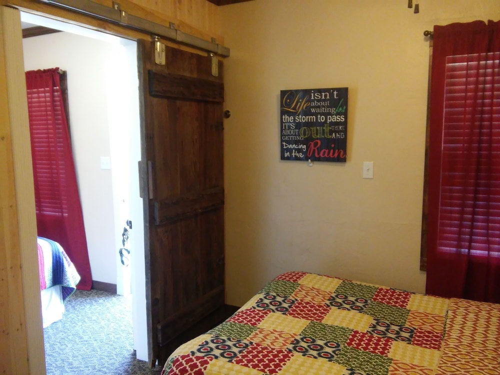 Photo 6