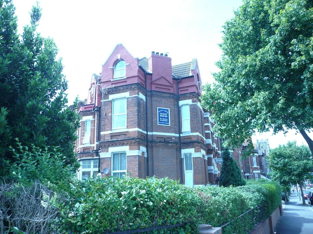 Sunny Lodge Guest House
