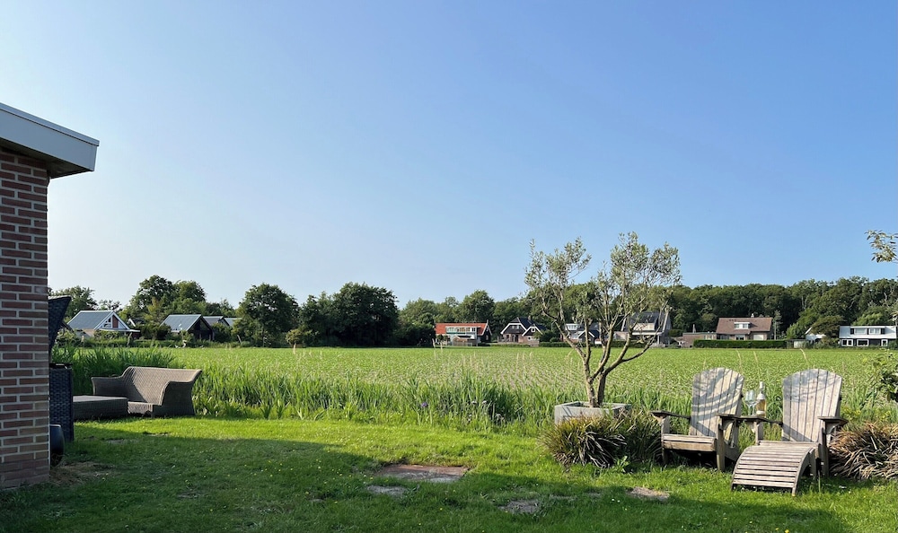 Countryside View Bungalow Near Dunes