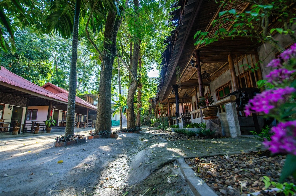 Aonang Guest Home