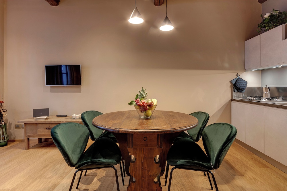 Mamo Florence - Santa Croce Loft Apartment