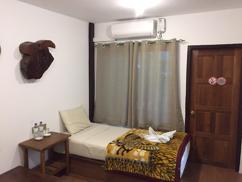 Aquarius Inn Inle Lake