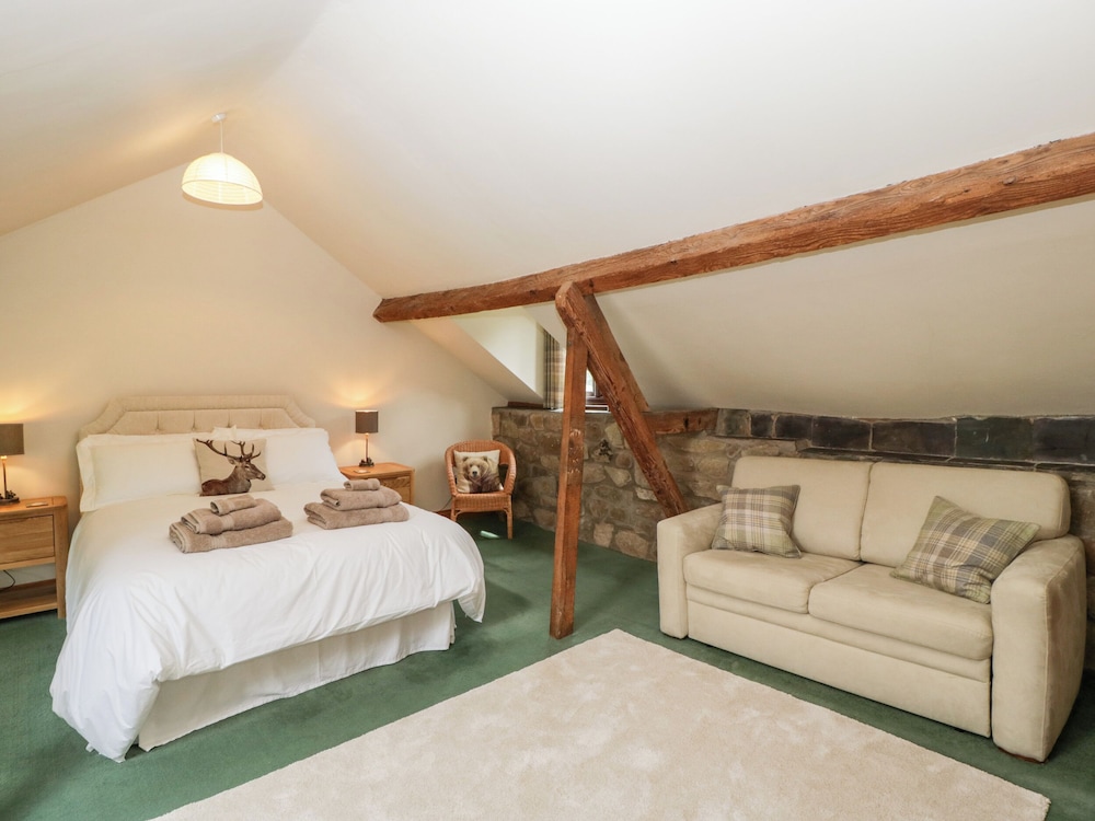Redstart Cottage