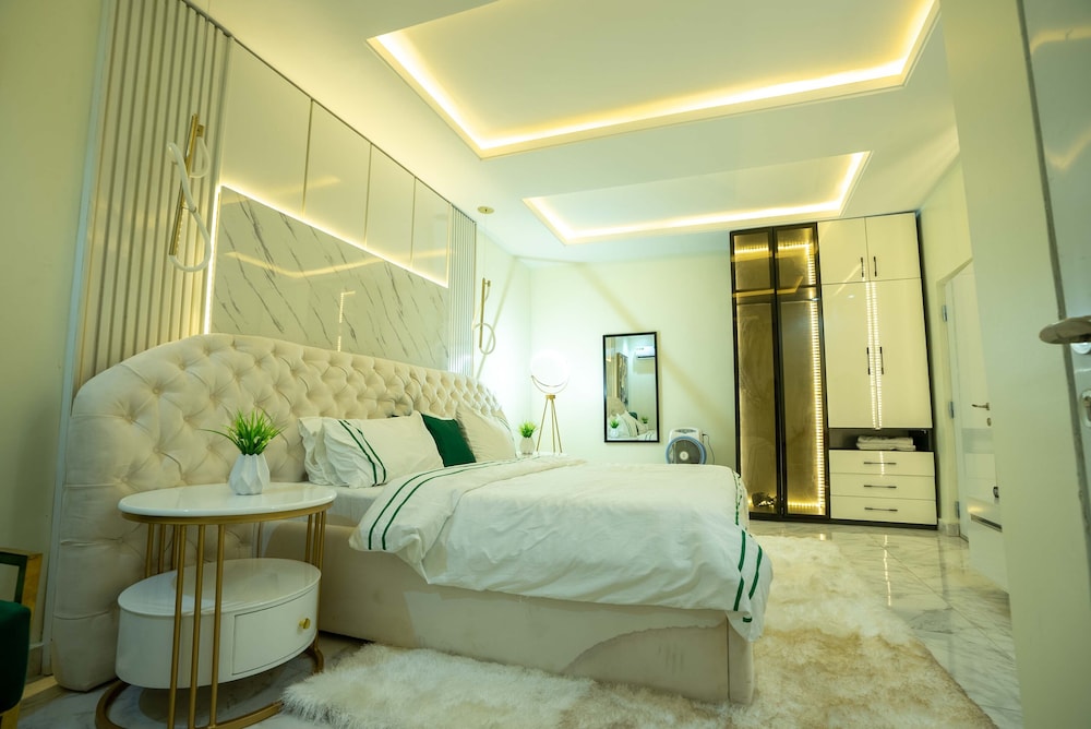 Kadal Apartments view 2