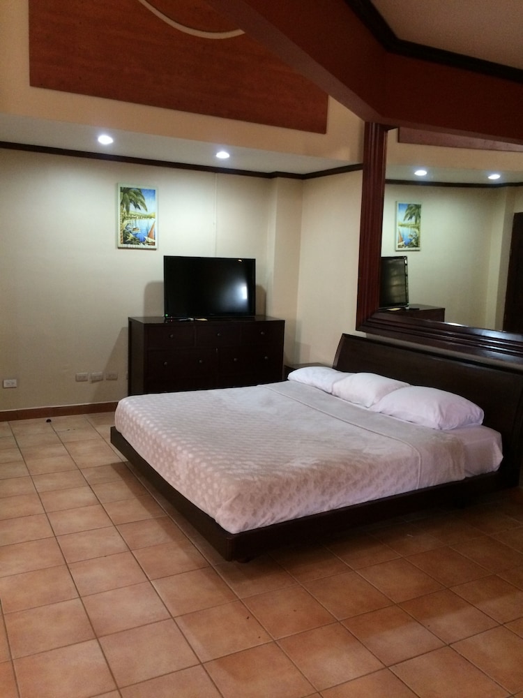 Hotel La Amistad - Property Image 33
