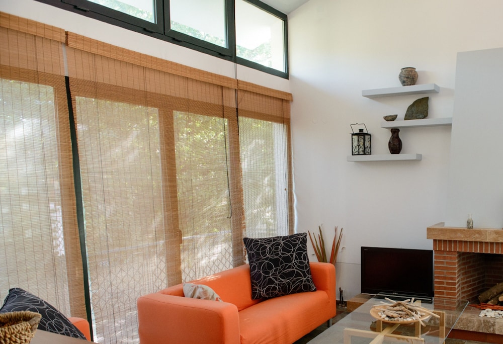 Elies Villa view 3