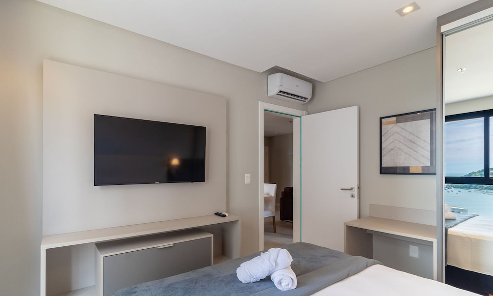 MHF II Apts Variados em Prédio com Vista para o Mar em Itapema