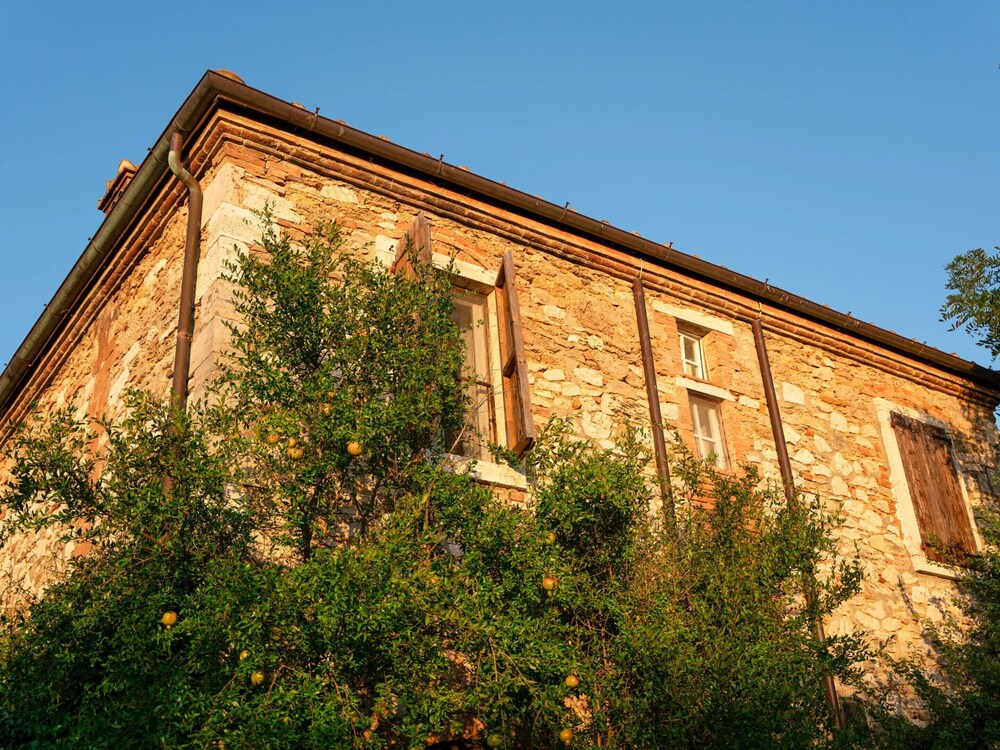 Nice Farmhouse in Asciano With Shared Pool view 4