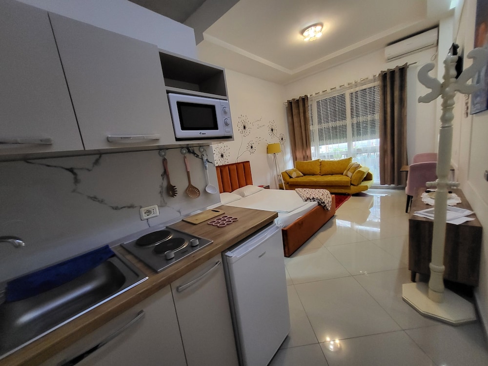 Isabel Rooms & Apartments