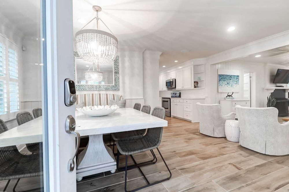 302 Charleston by Avantstay Stunning Private Pool