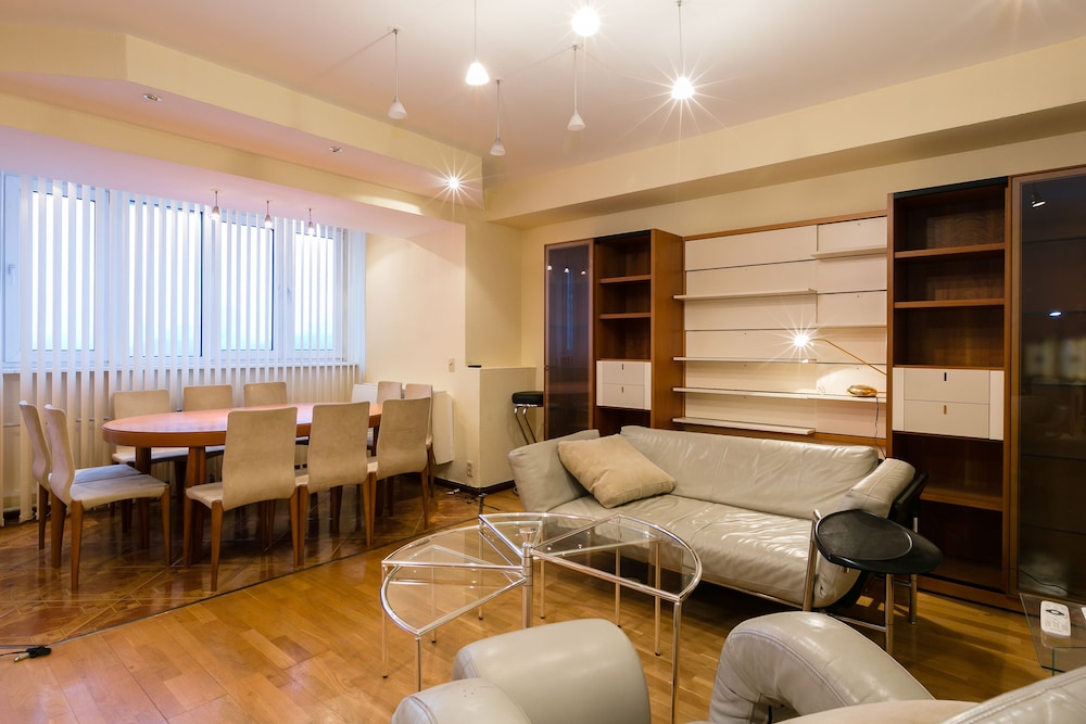 MaxRealty24 Slavyanskiy Bulvar