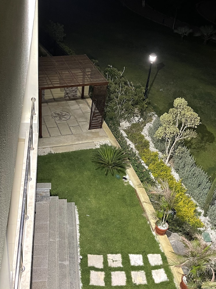 Awesome Villa on a hill for families