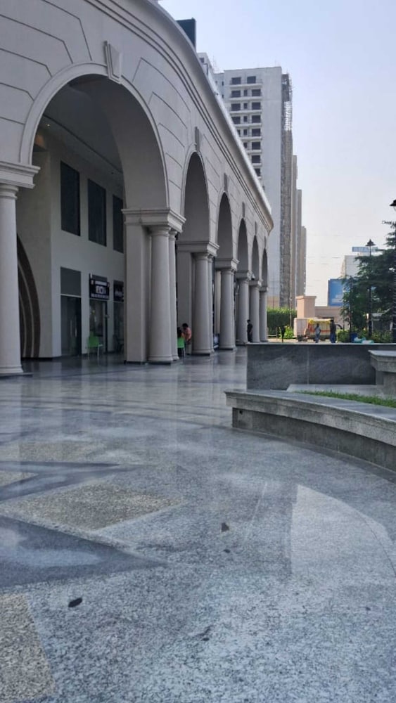 Luxury Rooms In Lucknow
