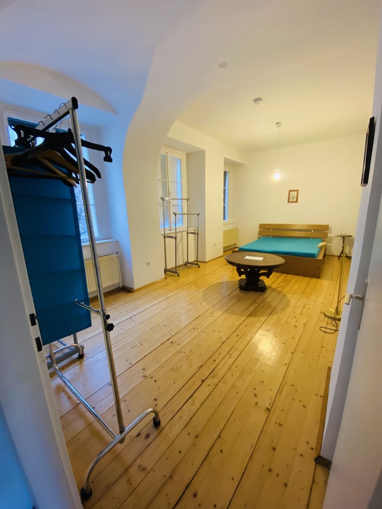 Hans-Sachs-Gasse 10