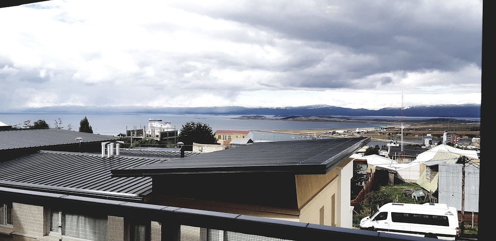 Ushuaia Flat IV