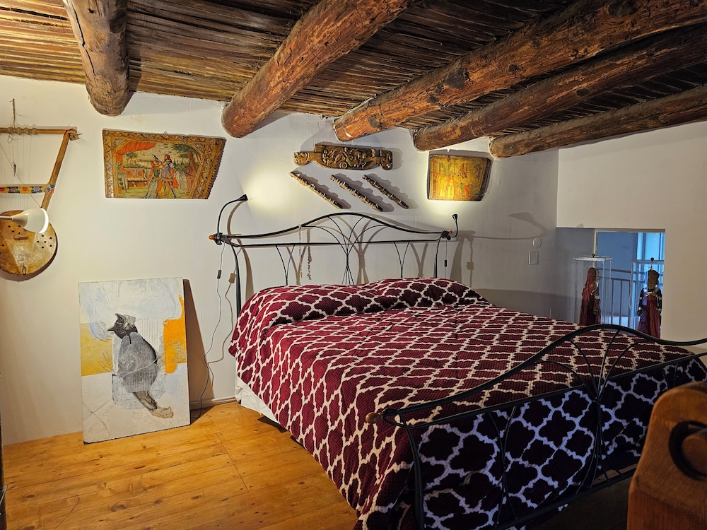 The Spanish Palace suites, rooms, apartments & terraces