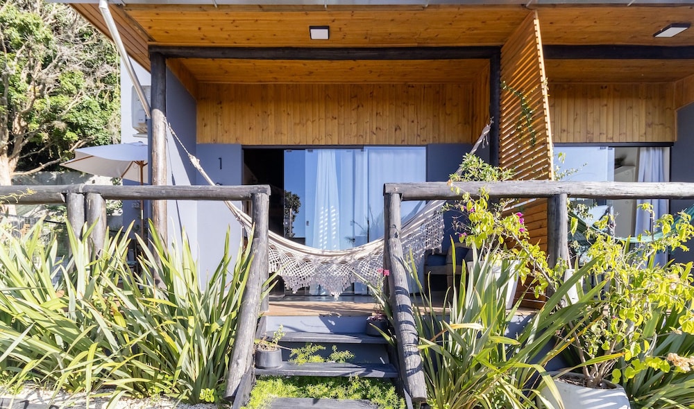 Your Getaway in Florianopolis, Just Minutes From the Beach NDE