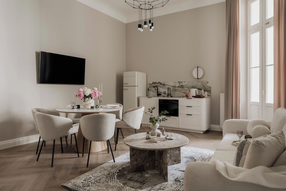 La Belle Epoque - LoftAffair Collection