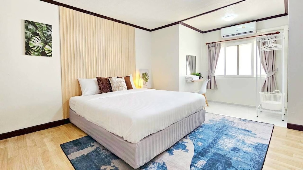 Greta Villa Nakluea 18