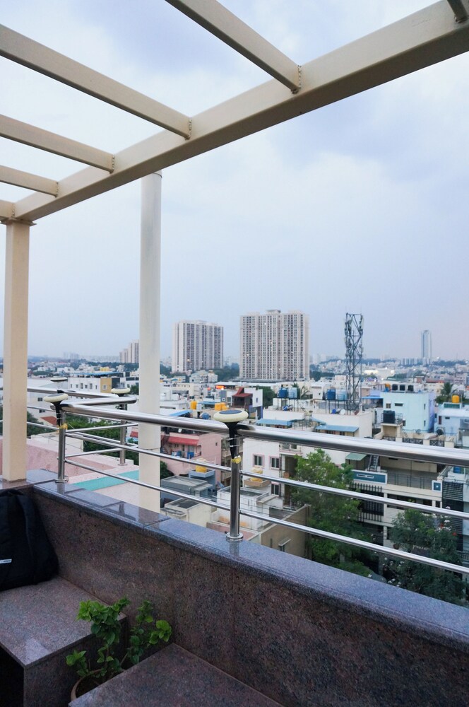 Visla Stay - Premium Serviced Apartment