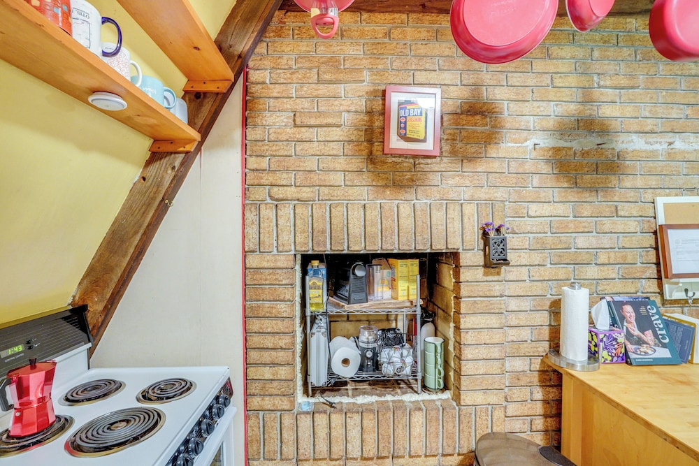 A-frame Cabin w/ Furnished Deck in Becket!