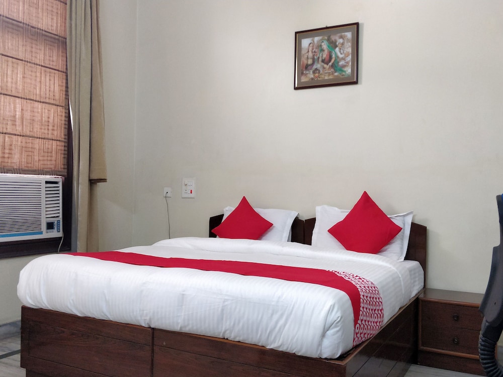 OYO 14105 Sai Vihar