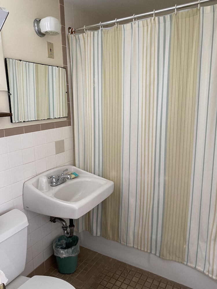 Grand View Motel