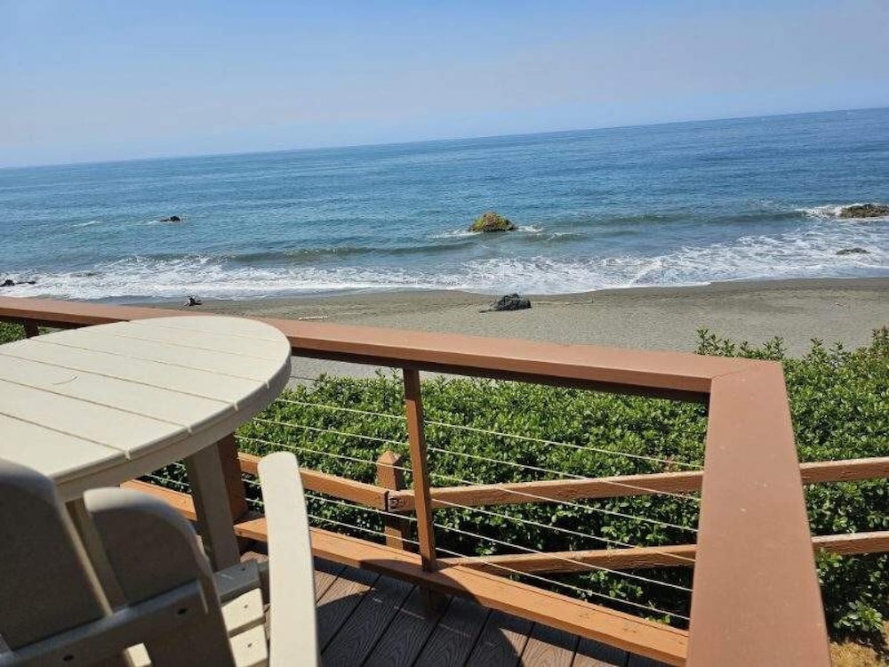 Oceanfront Cabin 9 With Jacuzzi Awesome Views