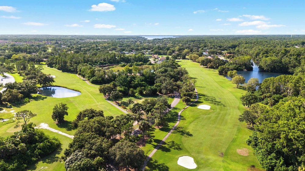 Modern Lakeside Condo 2 Bed, 2 Bath Oldsmar, FL