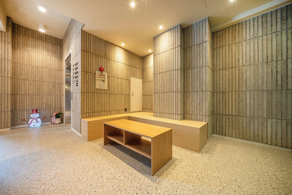 HOTEL 23C