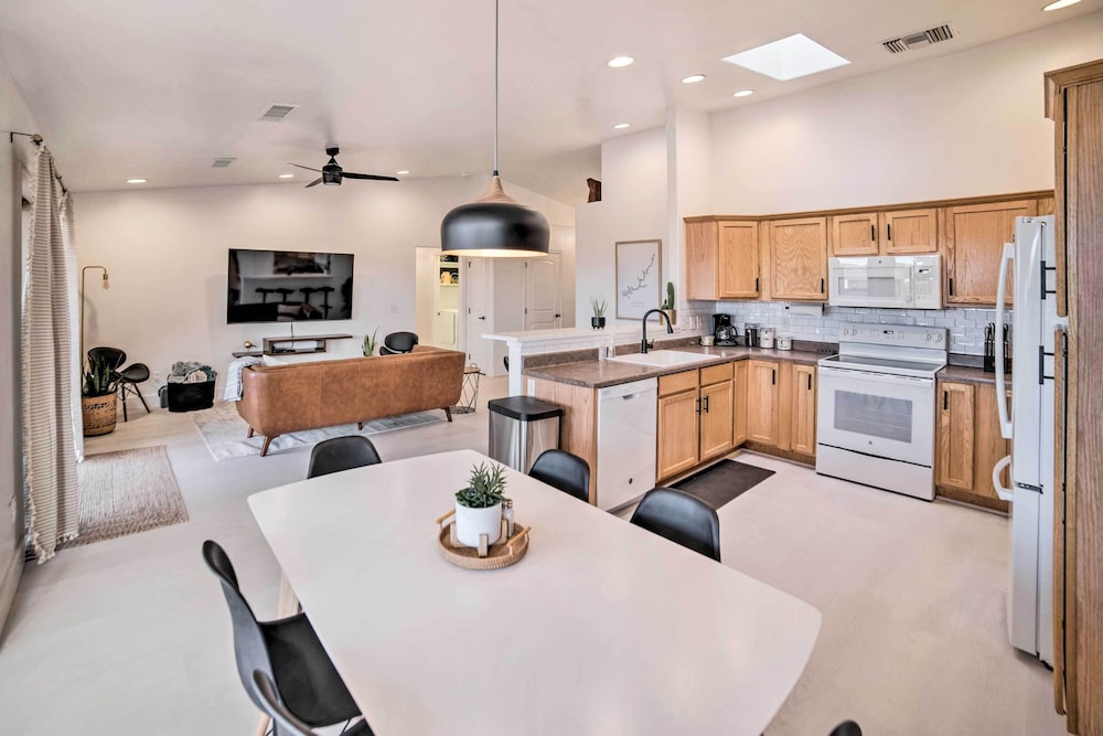 Page Vacations - Sunny Page Home: The Gateway to AZ Adventure! - Property Image 1