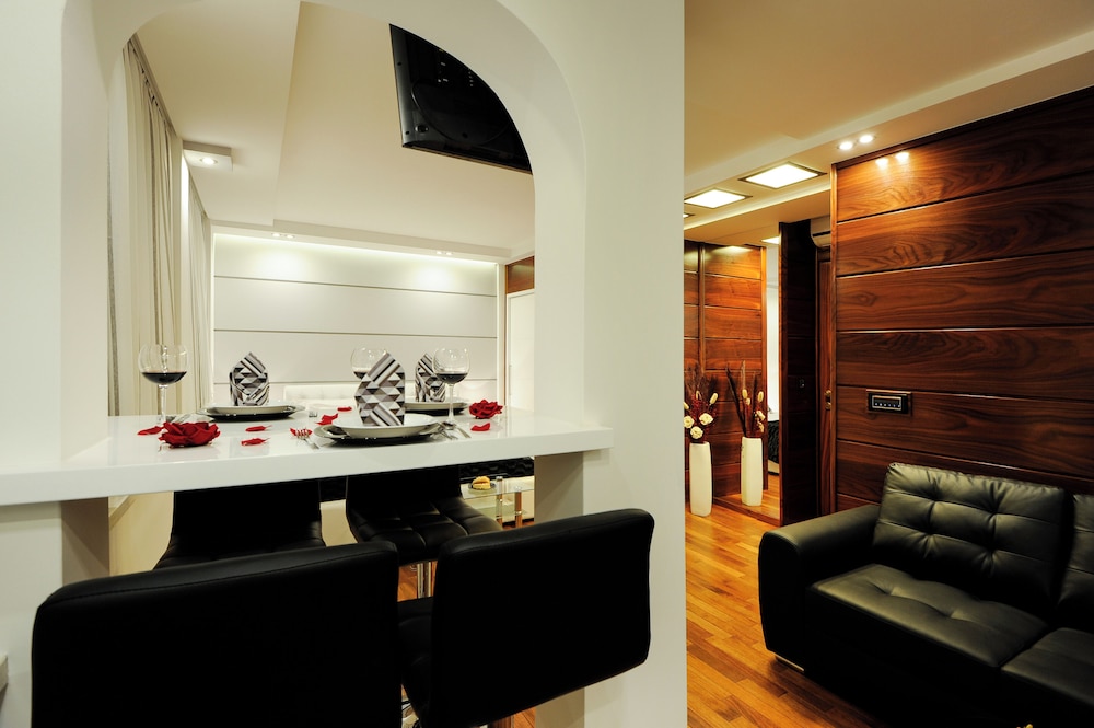 Main street studio and rooms
