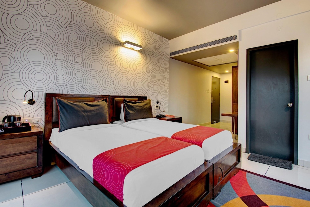 Elite Stays at Ulsoor Near Halasuru Metro Station