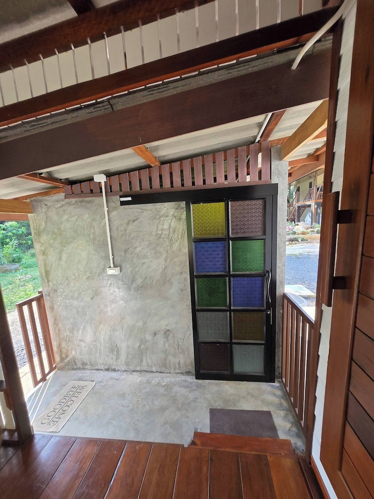 Peaceful Mountain Retreat in Ao Luek Tai