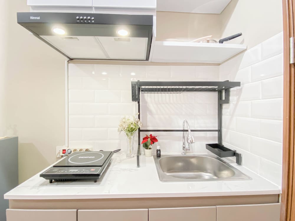 Cozy And Best Place Studio Apartment Royal Sentul Park