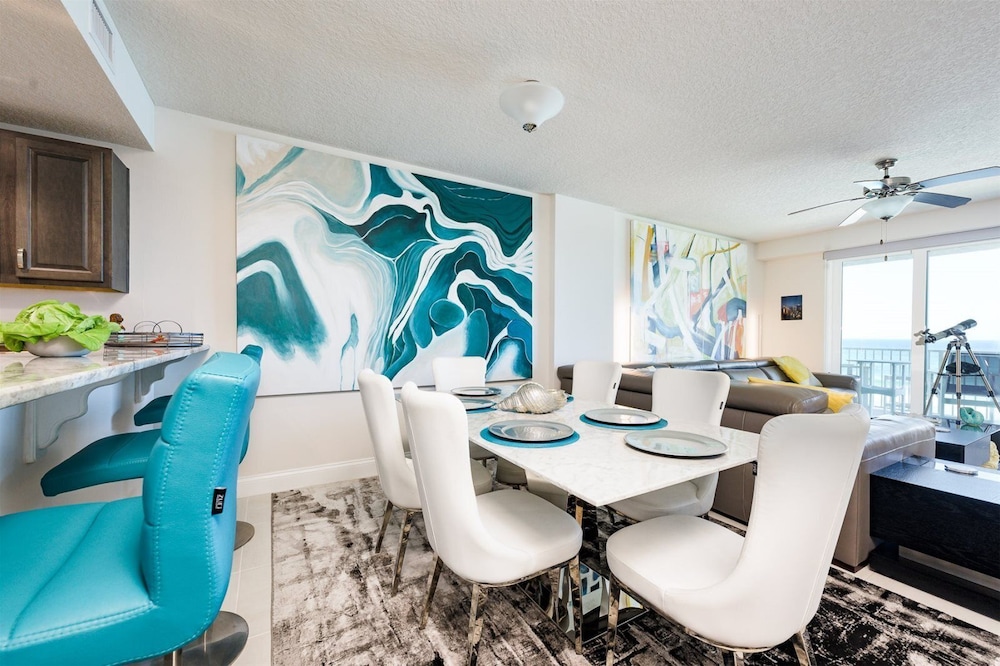 Unit 203 Aruba - 3 Bedroom Ocean Front
