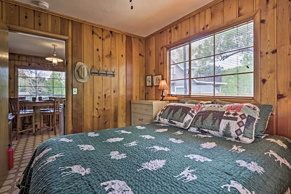 Payson Vacations - Tonto Nat'l Forest Riverside Cabin! - Property Image 3