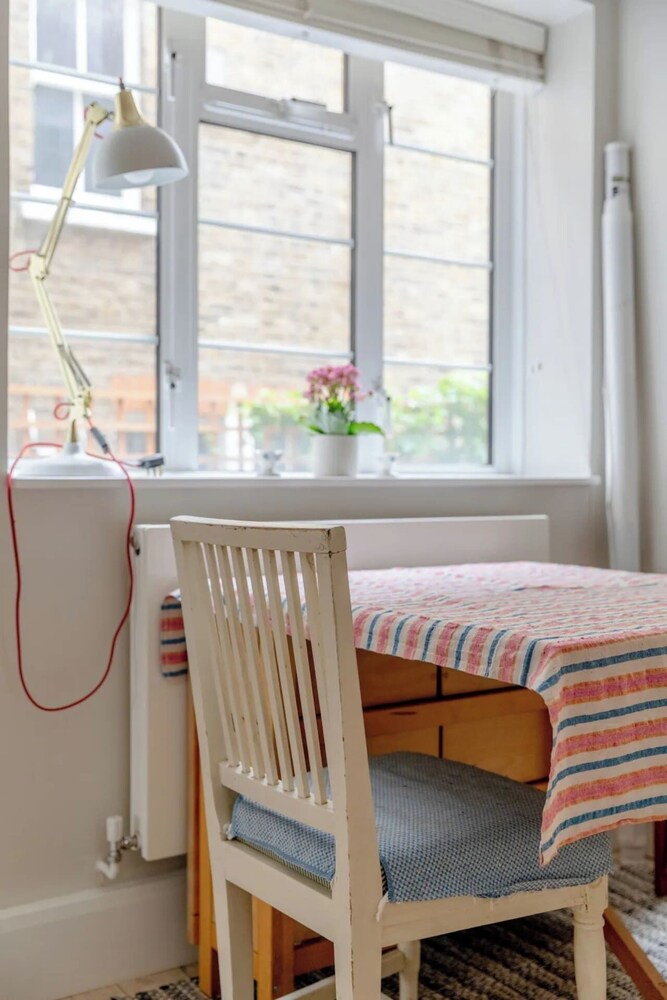 Spacious 1BD Flat With Garden - Hampstead Heath