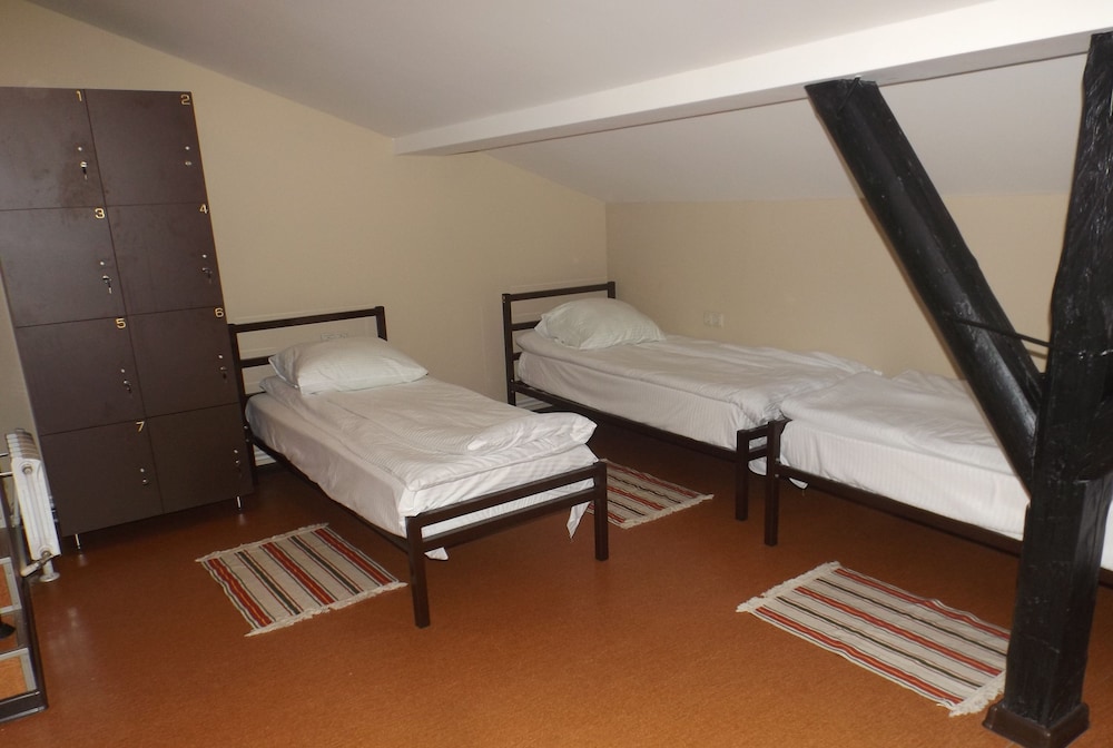 VS Hostel