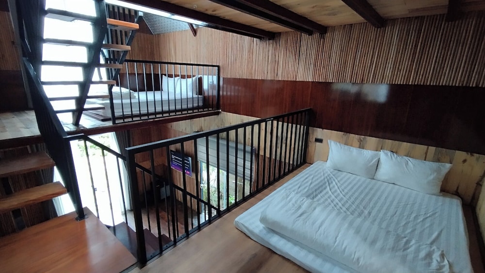 Bungalow HTC Tuan Chau view 2