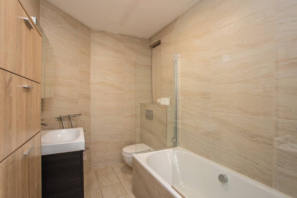 Modern 2 Bedroom Apartment in Marble Arch