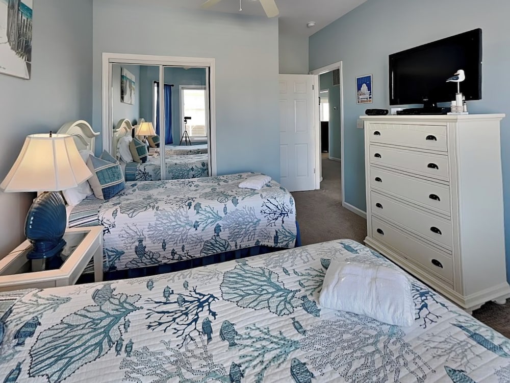 Bel Sole (Beautiful Sun) by Topsail Realty