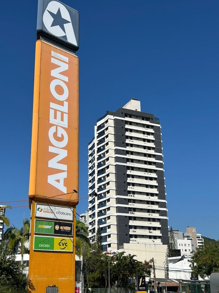 APARTAMENTO ALTO PADRÃO CENTRO ITAJAÍ