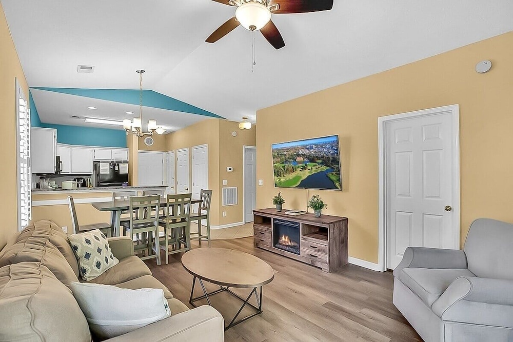 River Oaks 60n 2 Bedroom Condo